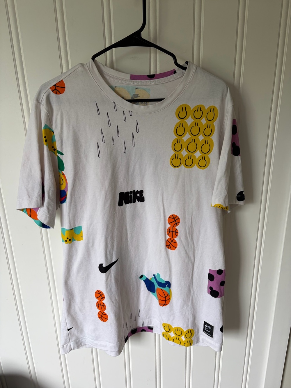 Nike Sportswear A.I.R. Max90 T-Shirt David Bruce Smiley Basketball White XL